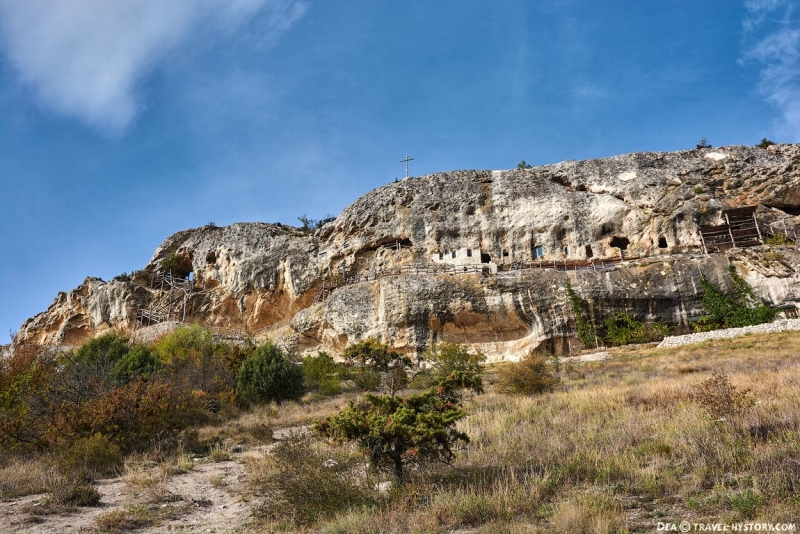 Вид на пещерный монастырь Челтер Мармара