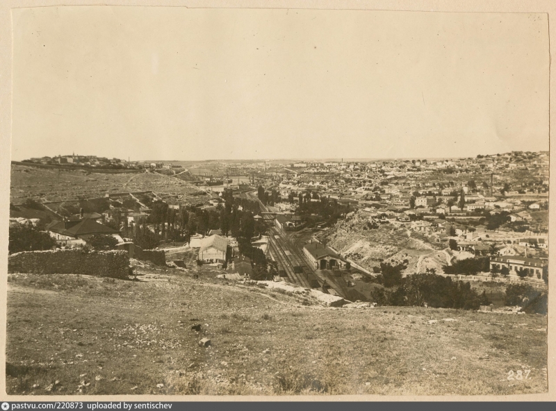 Вид на жд вокзал с Красной горки