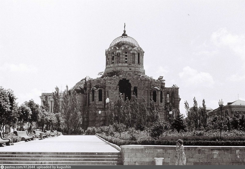 Владимирский собор на городском холме