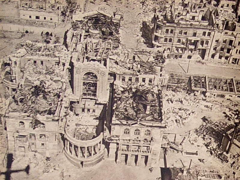 Все, что осталось от Института физических метоов лечения имени Сеченова, или Детского дома культуры!