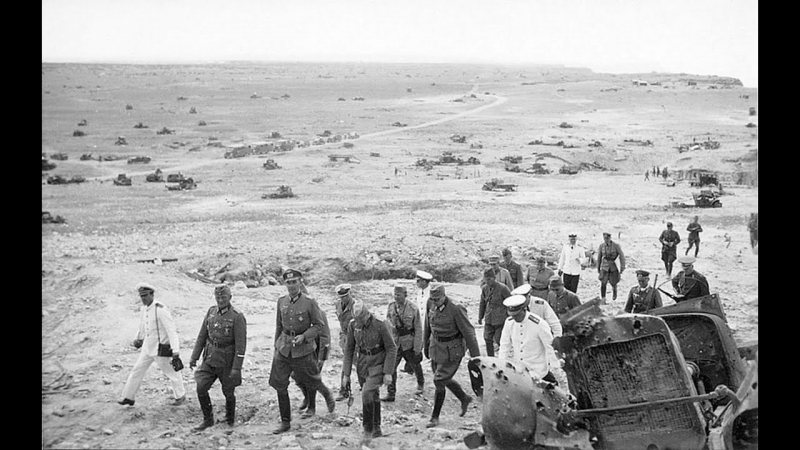 Высокопоставленные немецкие и румынские офицеры в районе 35-й батареи. Июль 1944 г.