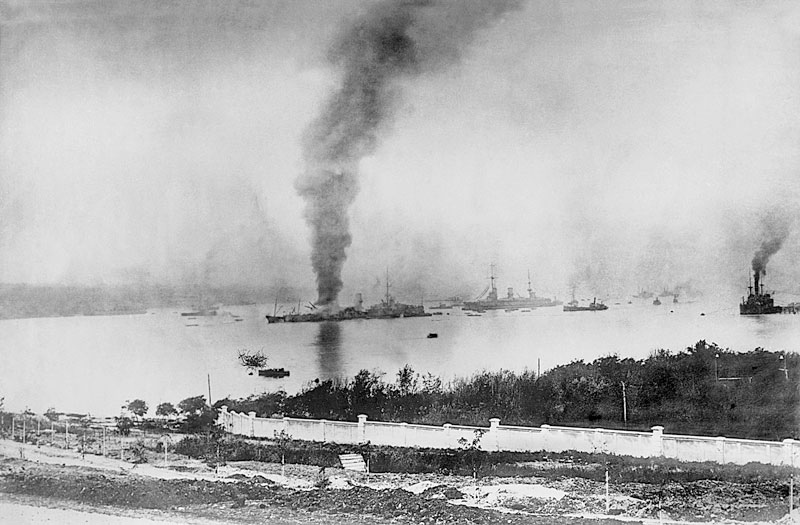 Взрыв линкора Императрица Мария в Севастопольской бухте. 1916 г